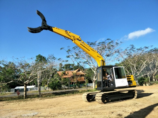 มี VDO ให้ชม.KOMATSU.PC120-3 มีหัวคีปพร้อมบุ้งกี๋ราคา 390,000