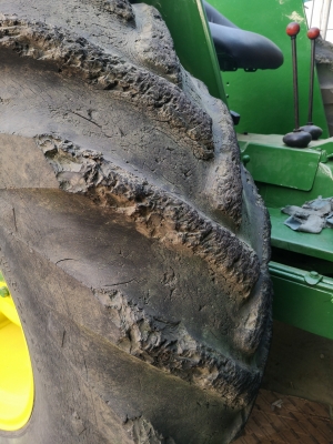 ขายยางรถไถแทรคเตอร์มือสอง18.4/15-30 ขายยางรถไถแทรคเตอร์มือสอง18.4/15-30