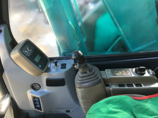 ขาย kobelco sk135sr Yn09 เก่านอก