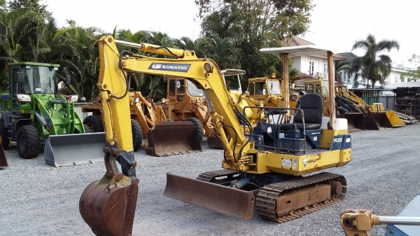 ต้องการขายรถขุดยี่ห้อ KOMATSU-PC20-6รถนอกนำเข้าจากญี่ปุ่น