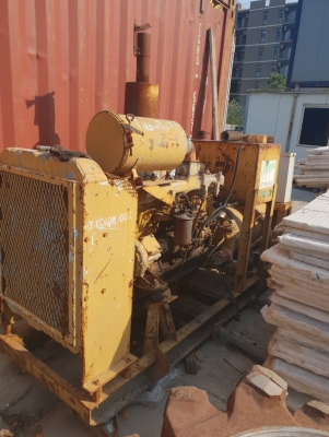 เครื่องปั่นไฟ3เครื่องปั๊มลม1ไม่มีตัวปั๊มมีแต่เครื่องยนต์ เครื่องปั่นไฟมีครบ4ตัวนี้ขายตามสภาพ120,000คะ