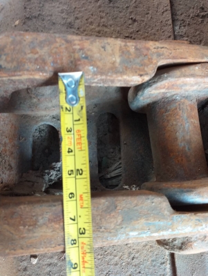 ขายโซ่เหล็กสำหรับรถขุด40-50 ข้อกว้าง ขนาด400*14.2*38 ใบ