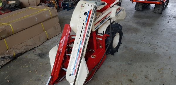 รถเกี่ยวข้าวมัดทิ้ง สอบถามได้ครับ id 0819170852