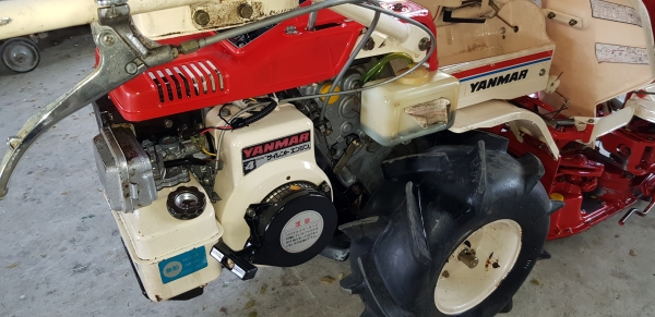 รถเกี่ยวข้าวมัดทิ้ง สอบถามได้ครับ id 0819170852