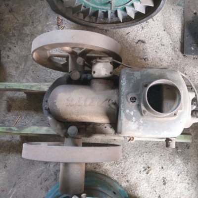 ขายเครื่องน้ำมันก๊าด เครื่องโบราณ เครื่องติดได้ปกติ  ตัวละ 10,000 บาท  สนใจโทร 098-5922944