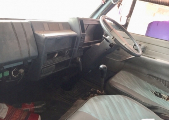 ISUZU NKR 110 HP 4BE1 ปี 36 หกล้อดั๊มพ์ รถห้างแท้ เครื่องแรงดี หัวเดิมๆภายในสวยครบ ช่วงล่างคัชซีสวยม