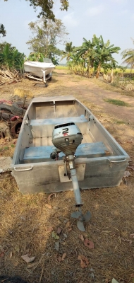 เรือมิเนียมควีนเทคพร้อมเครื่อง