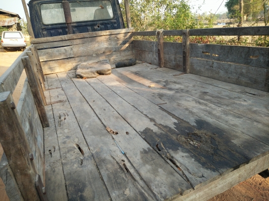 ขาย 4 ล้อ มาสด้าเครื่อง  isuzu 85 แรง แซสซีสวยๆ