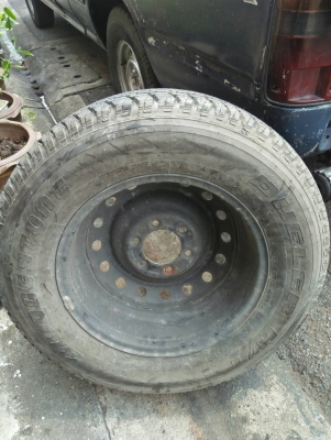 ขายล้ออะไหล่ 6 รู ISUZU D-MAX ตัวสูง พร้อมยาง เบอร์ 255/5 R 17 ปี 13 ยางปีเก่าไม่เคยใส่วิ่ง มารับของที่บ้าน ขายล้ออะไหล่ 6 รู ISUZU D-MAX ตัวสูง พร้อมยาง เบอร์ 255/5 R 17 ปี 13 ยางปีเก่าไม่เคยใส่วิ่ง มารับของที่บ้าน