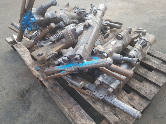 แย็กลม หัวกระแทกลม สกัดลม