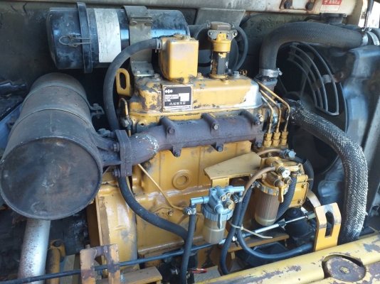 ขายรถขุดKomatsu PC30-6 เครื่องยนต์3D84 เครื่องโคมัสสุ 3 สูบ คอนโทรลลูกหมาก ปั้มเฟือง3ตอน ใบมีด แทรคยาง รถเดิมๆเก่านอก (มีเอกสาร)