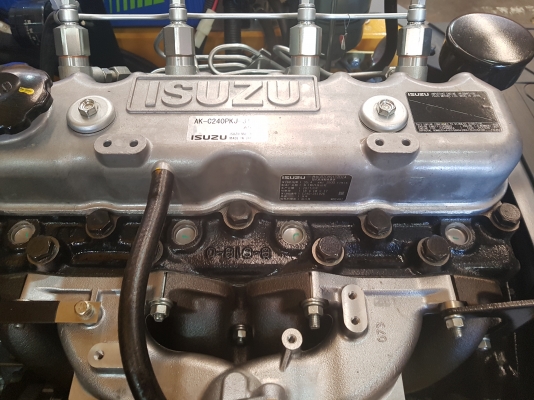 ขายรถยกโฟล์คลิฟท์ TCM  2.5 ตัน 3ตัน Diesel รถใหม่นะครับ