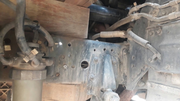 ISUZU NPR 130 HP 4HG1 Turbo ปี 47 รถบรรทุกหกล้อ ห้างแท้ กระบะเหล็กมีหลังคาความยาว 5 เมตร รถสวยจัดสีส