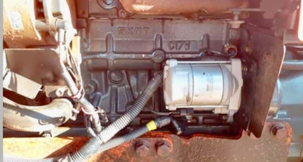 KUBOTA L3608 - 4WD ปี 56 รถบอดี้สวยสีสันเดิมๆสภาพดีพร้อมใช้งานได้เลยครับ เครื่องแรงดีเกียร์เดินหน้าถ