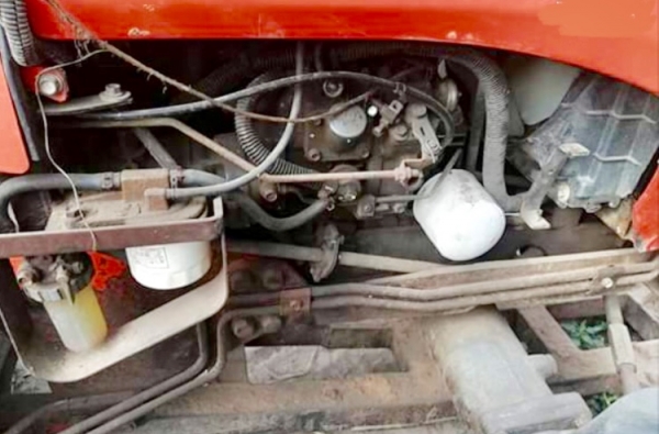 KUBOTA L3608 - 4WD ปี 56 รถบอดี้สวยสีสันเดิมๆสภาพดีพร้อมใช้งานได้เลยครับ เครื่องแรงดีเกียร์เดินหน้าถ