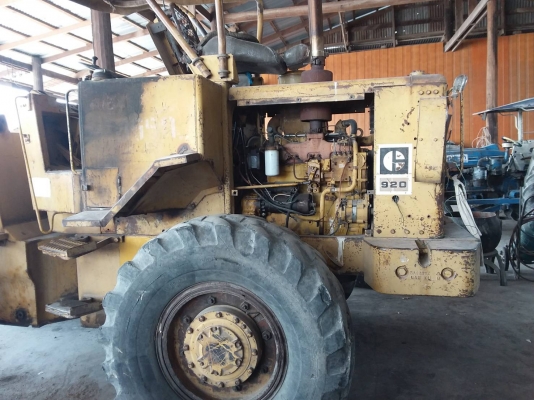 ขายรถตัก CAT ขายเหมาจำนาน 3 คัน