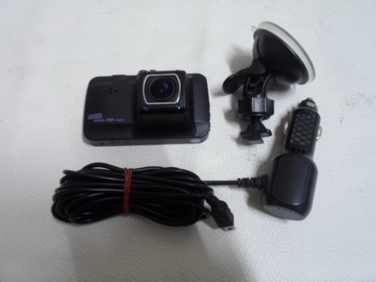 ขายกล้องติดหน้ารถ WDR Full HD ราคา 650 บาท