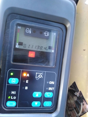 ขายแบคโฮ KOMATSU.PC200-7 รถทำงาน 11000 ชม.ไฟครบระบบดีราคา 1,350,000 ต่อรอง