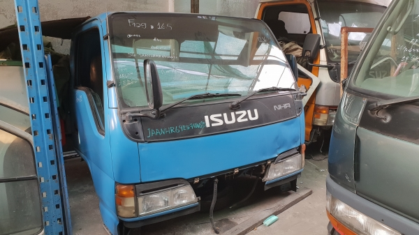 ขายหัวเก๋ง อีซุซุ NKR หัวแคบหลังคาเตี้ย สภาพสวย