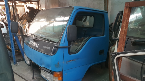 ขายหัวเก๋ง อีซุซุ NKR หัวแคบหลังคาเตี้ย สภาพสวย