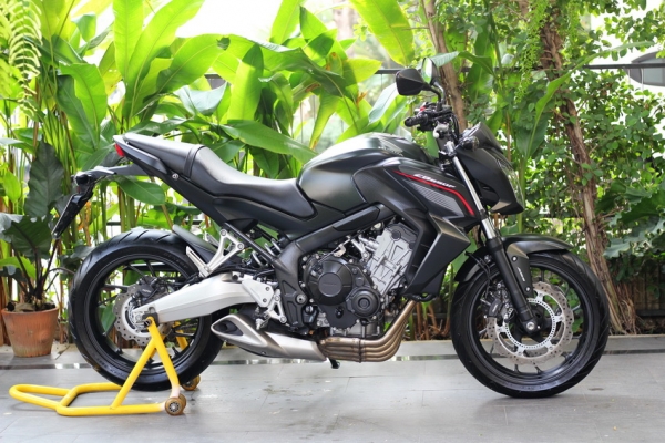 HONDA CB650f ฟรีดาวน์