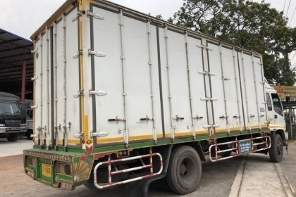 ขาย ISUZU 6 ล้อ ตู้ 10 บาน ปี 50 เครื่อง 200 ยาว 6.5 ม. เครื่องดี ยางดี คัสซีสวย ราคา 690,000 ติดต่อ ขาย ISUZU 6 ล้อ ตู้ 10 บาน ปี 50 เครื่อง 200 ยาว 6.5 ม. เครื่องดี ยางดี คัสซีสวย ราคา 690,000 ติดต่อ