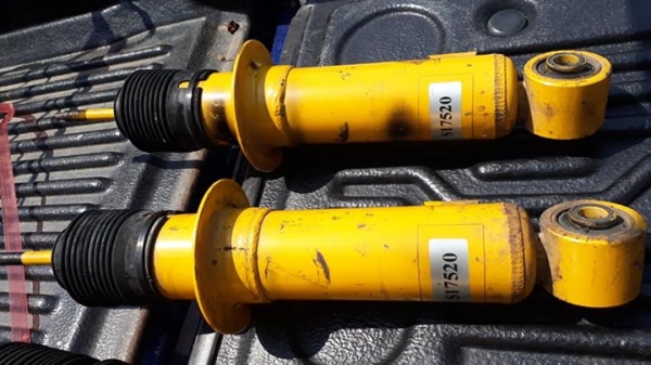 ขายโช้คใส่ปาเจโร่สปอร์ต ความสูงเดิมๆ