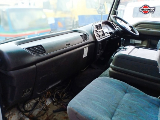หัวเก๋ง ISUZU DECA 3 ใบปัด