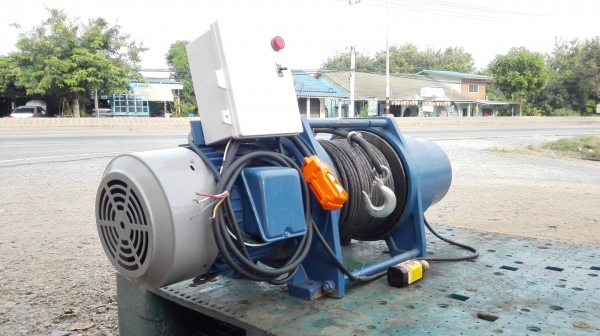รอกกว้านสลิงไฟฟ้าคัมอัพ_COME_UP รุ่น CWG-30565 / 380V สภาพสวยพร้อมใช้ ความสามารถยก 1100 kg รอกกว้านสลิงไฟฟ้าคัมอัพ_COME_UP รุ่น CWG-30565 / 380V สภาพสวยพร้อมใช้ ความสามารถยก 1100 kg