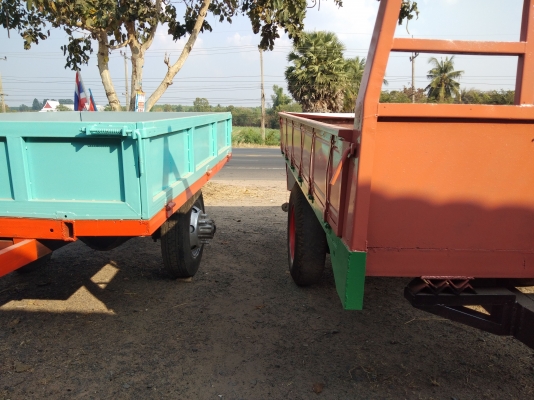 ขายพ่วงลากรถไถ