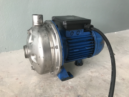 ขายปั้มน้ำหอยโข่งหัวปั้มสแตนเลส Ebara 1/2 HP. 220V made in Italy ไฟบ้าน สภาพสวยเดิมๆ วิ่งนิ่ม พร้อมใช้งาน