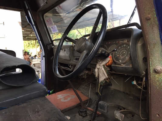 รถบรรทุก6ล้อ izuzu หน้ายาว เครื่องดีพร้อมใช้งาน 90000