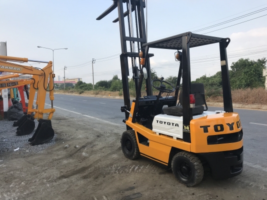 Toyota 4fgl14สภาพดีเก่าญี่ปุ่น มีใบอินวอยไม่เคยใช้ในไทย Toyota 4fgl14สภาพดีเก่าญี่ปุ่น มีใบอินวอยไม่เคยใช้ในไทย