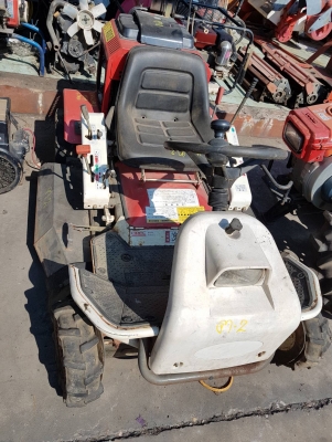 OREC RM 95 รถตัดหญ้านั่งขับ 18 HP คันนี้ ไม่ผุสวยมากครับ เดิมๆ