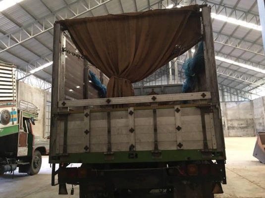 ขายหัวยาว สิบล้อดั้มท์ สวยๆ ..มี 3 คัน สภาพพร้อมใช้งาน ราคาคันละ 350,000 บาท ขายหัวยาว สิบล้อดั้มท์ สวยๆ ..มี 3 คัน สภาพพร้อมใช้งาน ราคาคันละ 350,000 บาท