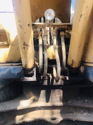 ขาย 295,000 KOMATSU pc 120-2 เครื่องดี ปั๊มแรง เอวแน่น ช่วงล่างสวย เอกสารหนังสือสัญญาซื้อขาย รถสวยพร้อมใช้ รถอยู่ กำแพงเพชร 090-772-3710 090-772-3708