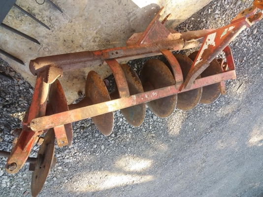 ขายผานพรวนHUI ขนาด 6*20 ตามสภาพ  ราคา 11,000 บาท  สนใจติดต่อ 084-9997463