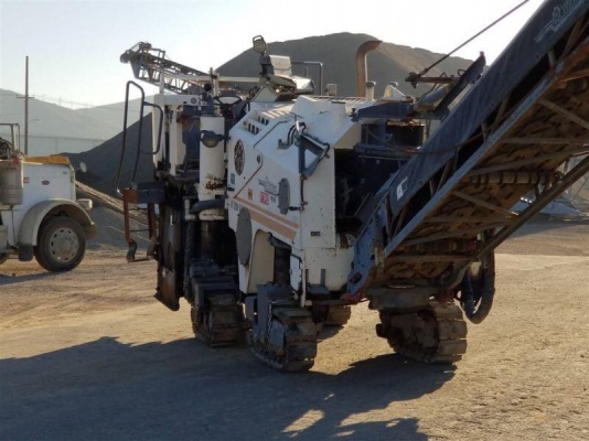 รถกัด Wirtgen W1200F รถกัด Wirtgen W1200F