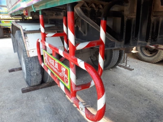 ลูกพ่วงมิเนียมสามเพลาแท้ อู่เอสที ปี 57 ช่วงยาว 6.50 เมตร ยางมีด้อยบางเส้น ทะเบียนพร้อม