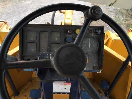 รถตักโคมัทสุ WA100-1 รุ่นสุดยอดนิยม รถพร้อมลุยงานหนัก รถตักโคมัทสุ WA100-1 รุ่นสุดยอดนิยม รถพร้อมลุยงานหนัก