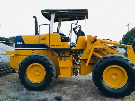 รถตักโคมัทสุ WA100-1 รุ่นสุดยอดนิยม รถพร้อมลุยงานหนัก