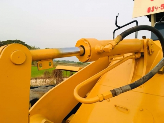 รถตักโคมัทสุ WA100-1 รุ่นสุดยอดนิยม รถพร้อมลุยงานหนัก รถตักโคมัทสุ WA100-1 รุ่นสุดยอดนิยม รถพร้อมลุยงานหนัก