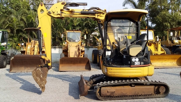 ต้องการขายรถขุดยี่ห้อ CAT-303SRรถนอกนำเข้าจากญี่ปุ่น