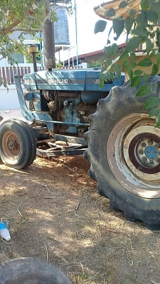 ขายด่วนรถไถฟอร์ด