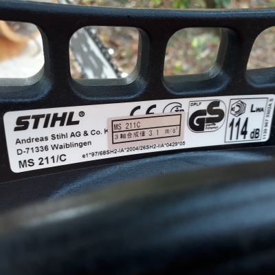 เลื่อยโซ่ยนต์ STIHL-211C