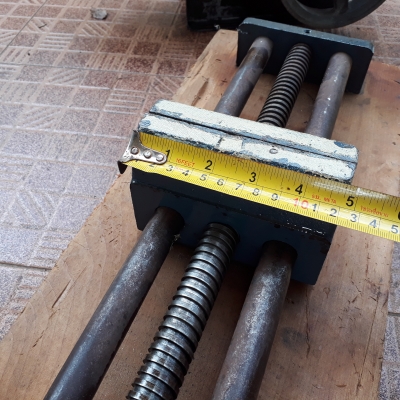 ปากกาหน้าแท่น