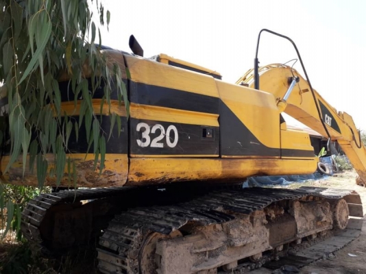 ขาย 570,000 CAT 320 B เล่มทะเบียน เครื่องดี ปั้มแรง เอวแน่น ช่วงล่างดี รถพร้อมใช้งาน รถอยู่ บุรีรัมย์ 090-772-3710 090-772-3708