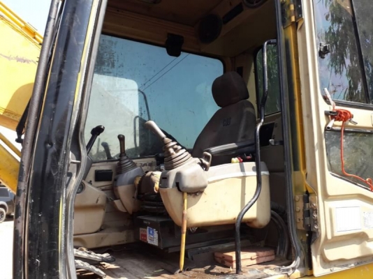 ขาย 570,000 CAT 320 B เล่มทะเบียน เครื่องดี ปั้มแรง เอวแน่น ช่วงล่างดี รถพร้อมใช้งาน รถอยู่ บุรีรัมย์ 090-772-3710 090-772-3708