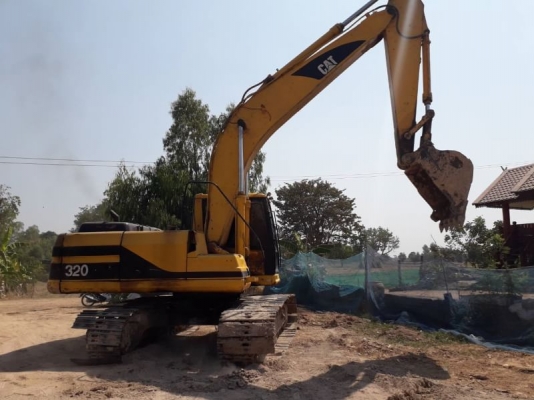 ขาย 570,000 CAT 320 B เล่มทะเบียน เครื่องดี ปั้มแรง เอวแน่น ช่วงล่างดี รถพร้อมใช้งาน รถอยู่ บุรีรัมย์ 090-772-3710 090-772-3708