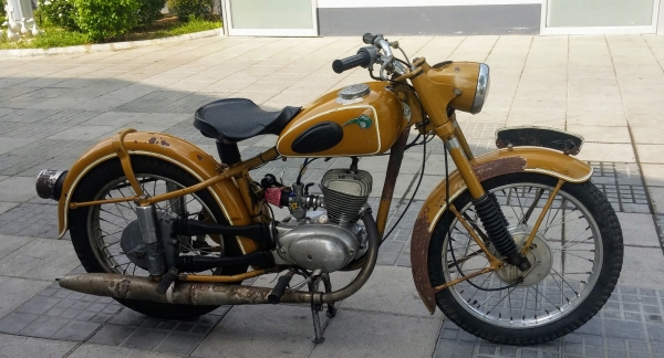 MZ 125/4 1965 หยดน้ำ MZ 125/4 1965 หยดน้ำ